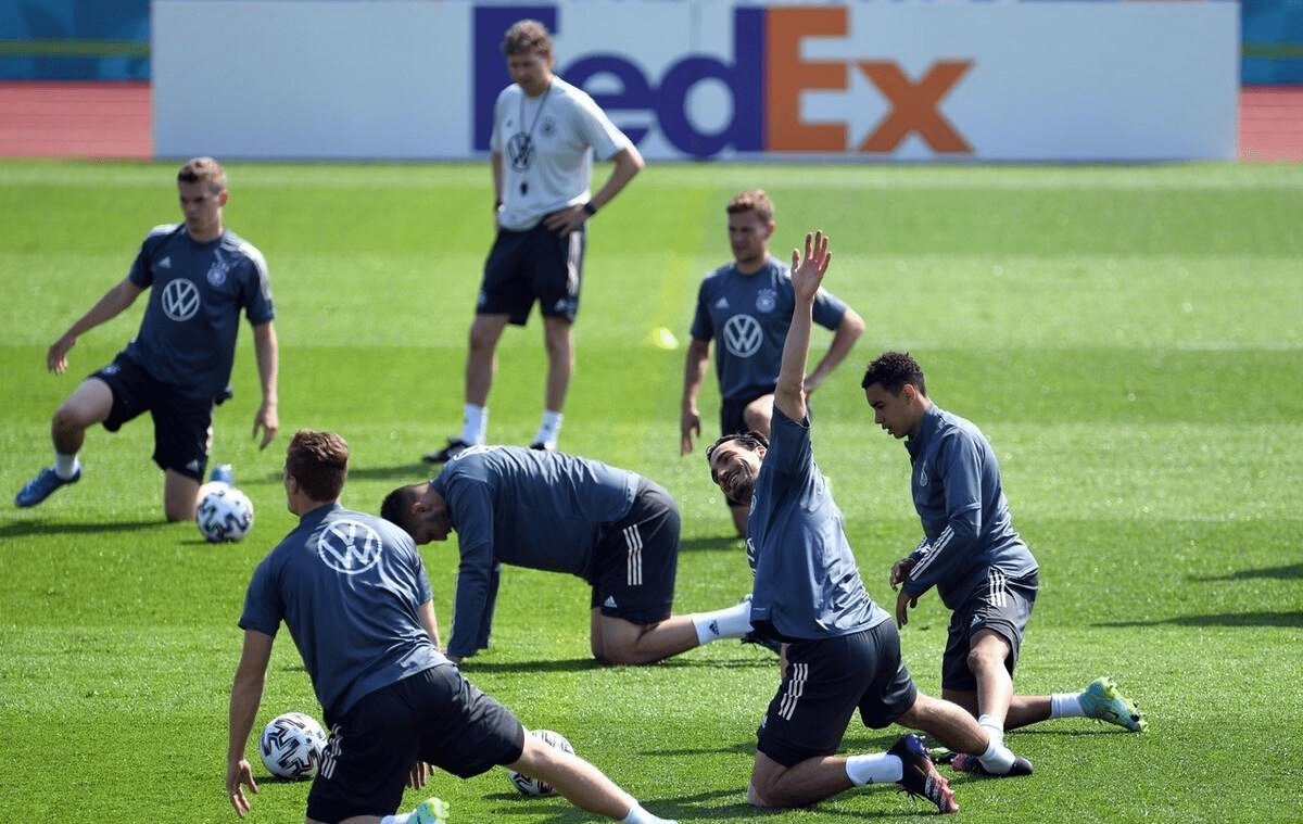 关于法国羽毛球队爆冷韩国羽毛球队,安赛龙制霸全场的信息 关于法国羽毛球队爆冷韩国羽毛球队,安赛龙制霸全场的信息