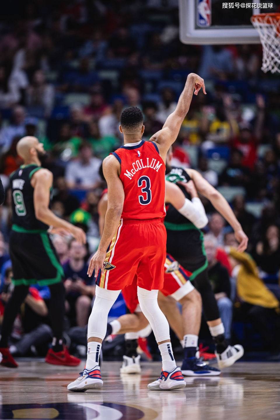 爱游戏体育-快船横扫热火，麦科勒姆惊艳世界