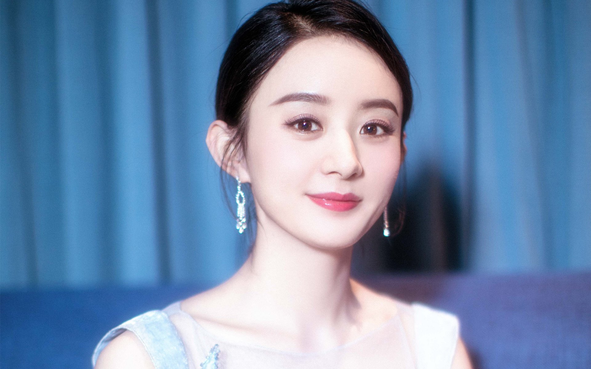 绝对主角，世界杯之夜的跨界对决与布克时刻