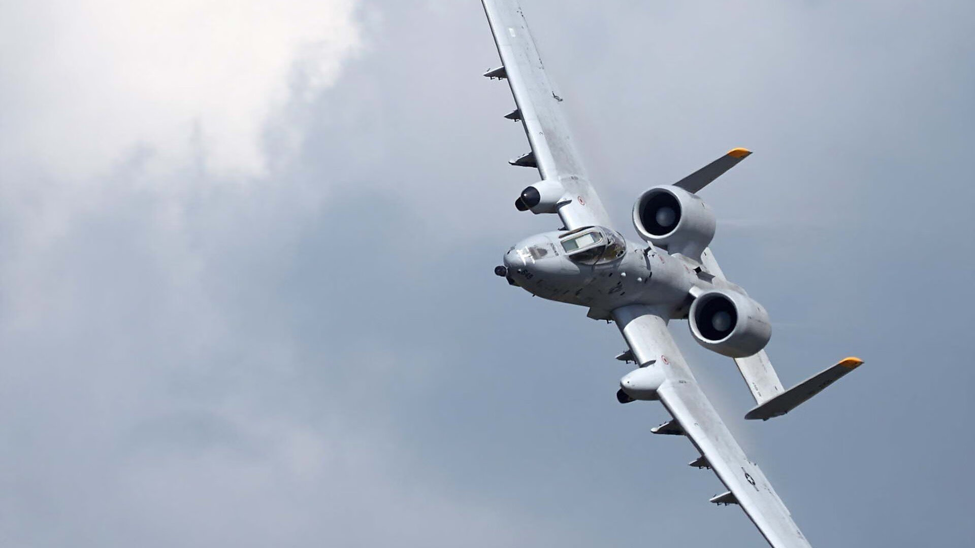 智利巨灵神肢解波兰铁幕，伊萨克那记载入史册的唯一性穿透